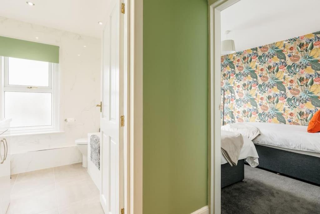 Weekly Monthly Deal-4 Beds-Large House-Driveway By Lima Apartments Ltd Bournemouth Exterior photo